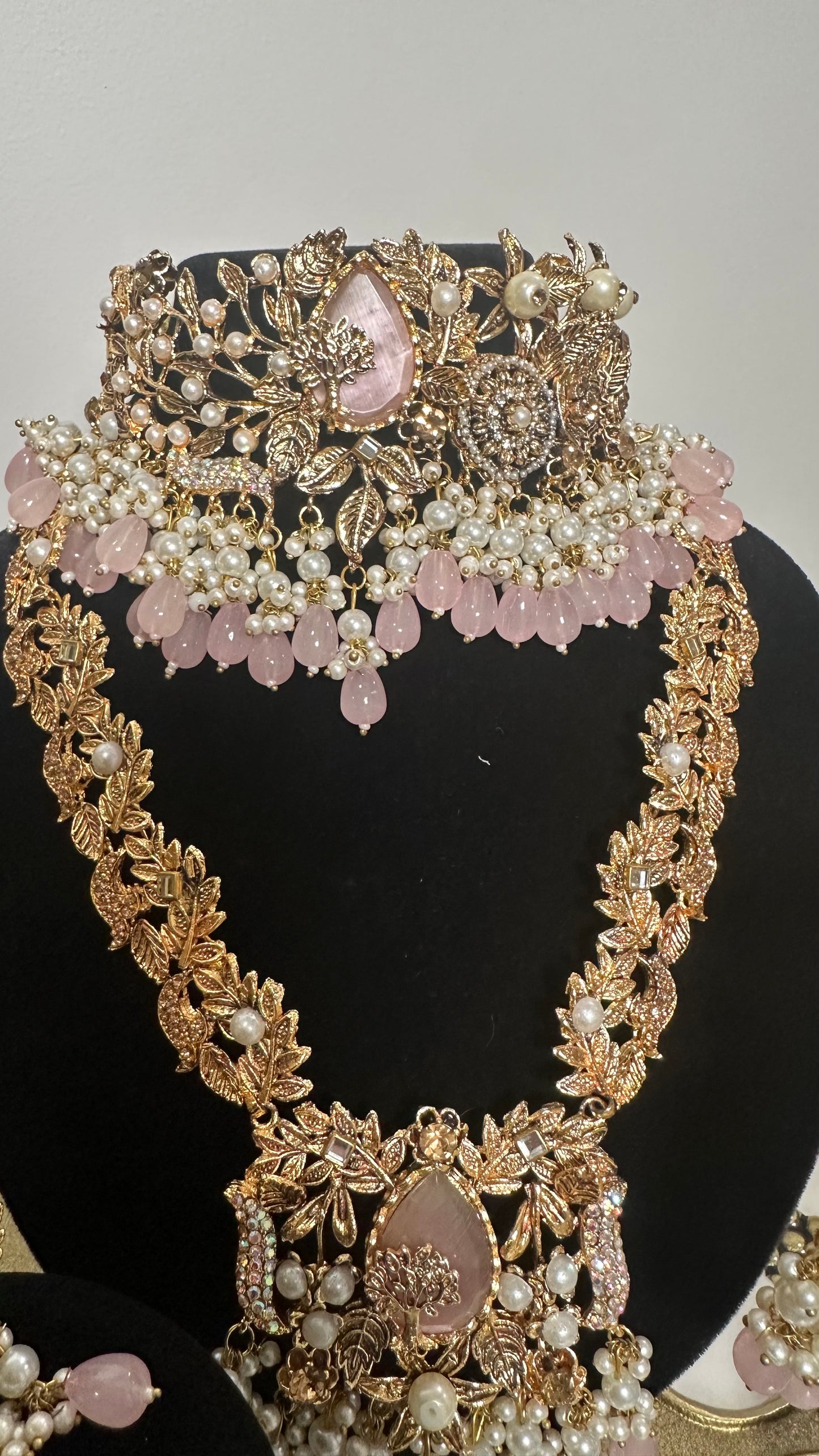 Moti Set